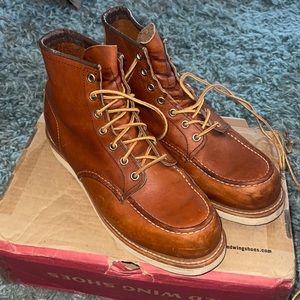 Redwing moc toe boots 875